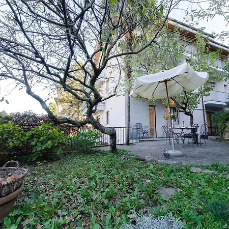 Hintown Charming Family Flat In Santa Margherita Apartment